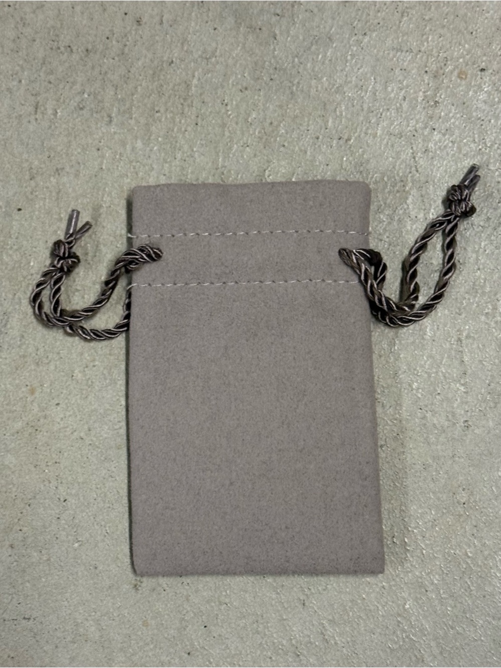 David Yurman Gray Suede Drawstring Pouch with Twisted Cord - Picture 2 of 2